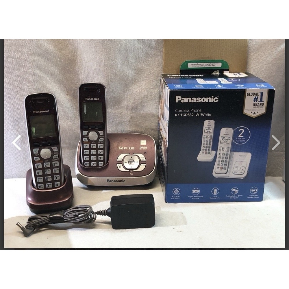 Panasonic KX-TGD832 Metallic Black Cordless‎ Digital Answering System
